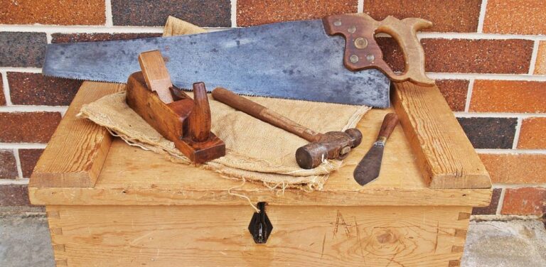 woodwork hand tools